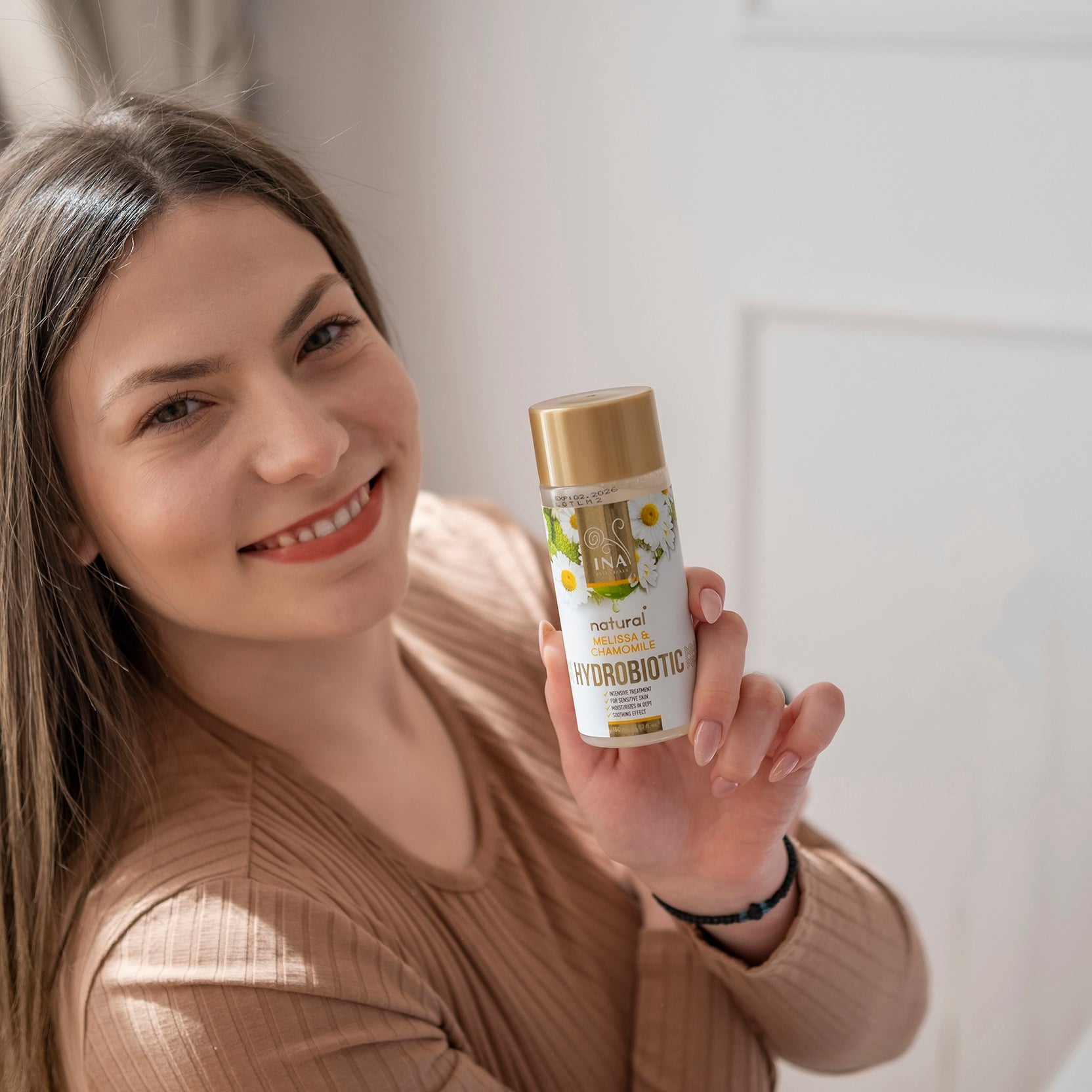 Hydrobiotic - kamilica, melisa in aloe vera - intenzivna nega za OBČUTLJIVO kožo