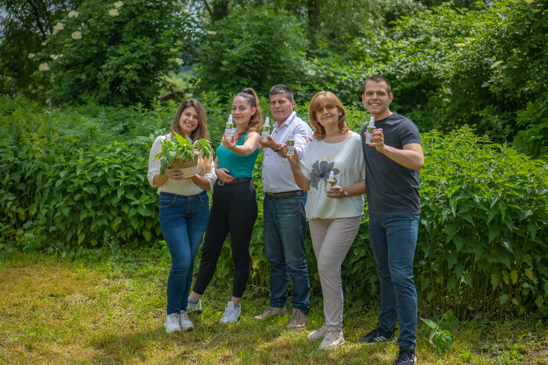 HIDROLAT DIVJE KOPRIVE - Naravna rešitev proti izpadanju las in mastnim lasem